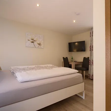 Deutsches Haus 3*