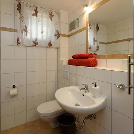 Deutsches Haus 3*